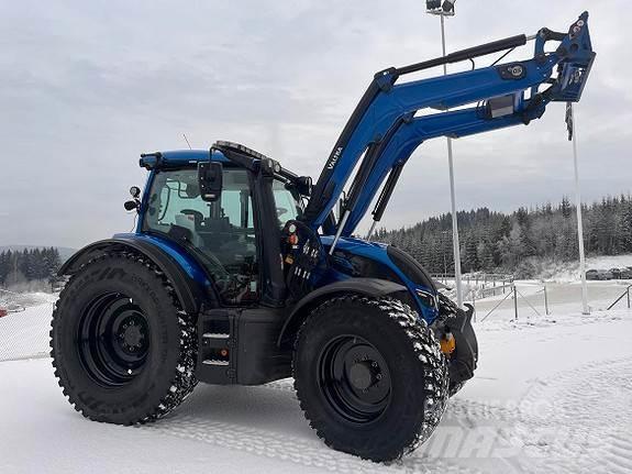 Valtra N174D Tractors