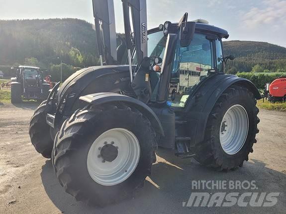 Valtra N174D Tractors