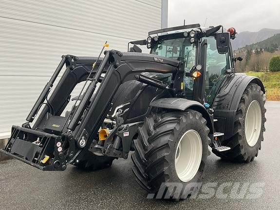 Valtra N175D Tractors