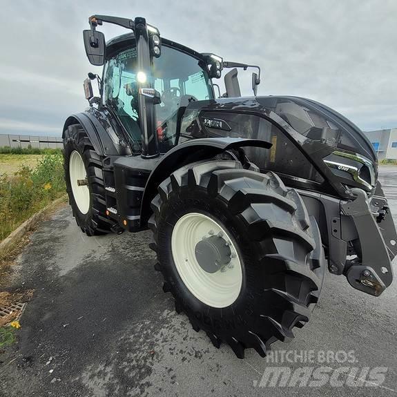 Valtra Q305 Tractors
