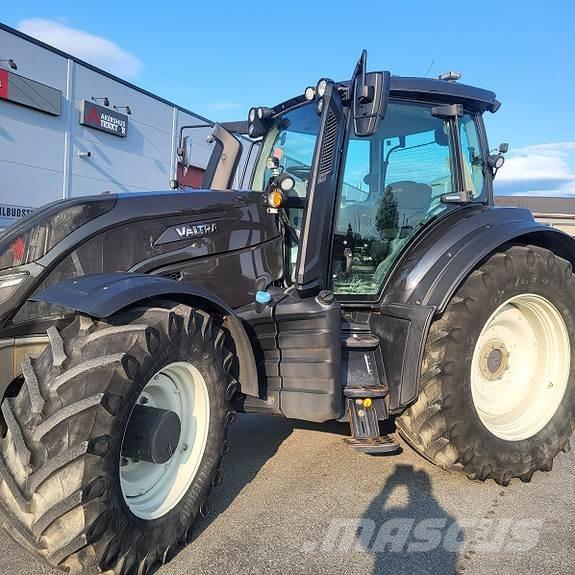 Valtra T 254 Tractors