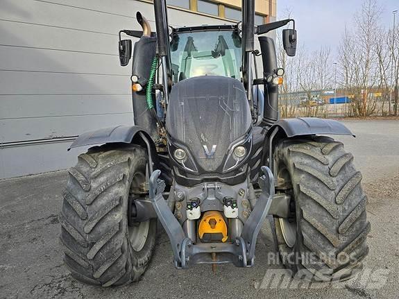 Valtra T234 Tractors
