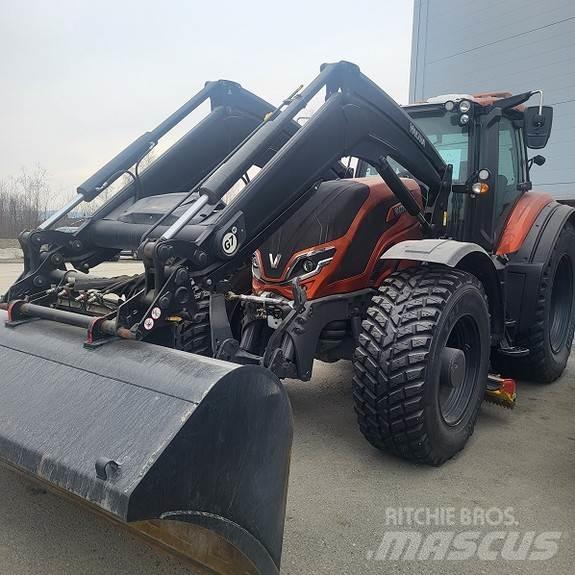 Valtra T255 Tractors