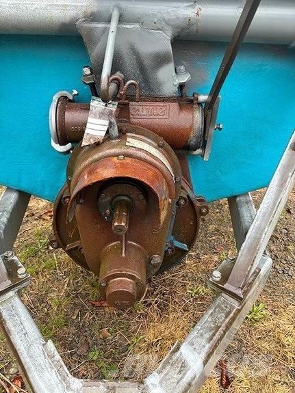   Manure spreaders