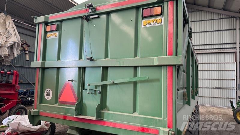 Smyth FM26 Tipper trucks