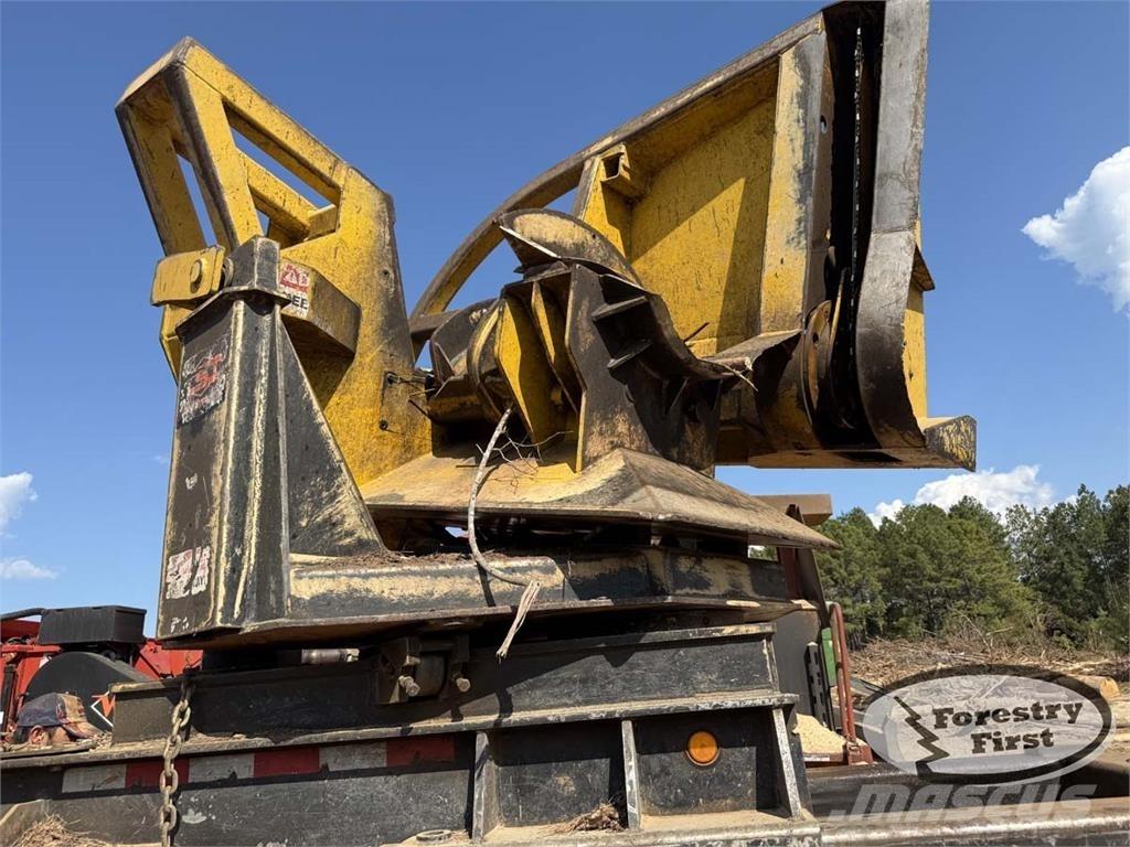 John Deere 437E Knuckle boom loaders