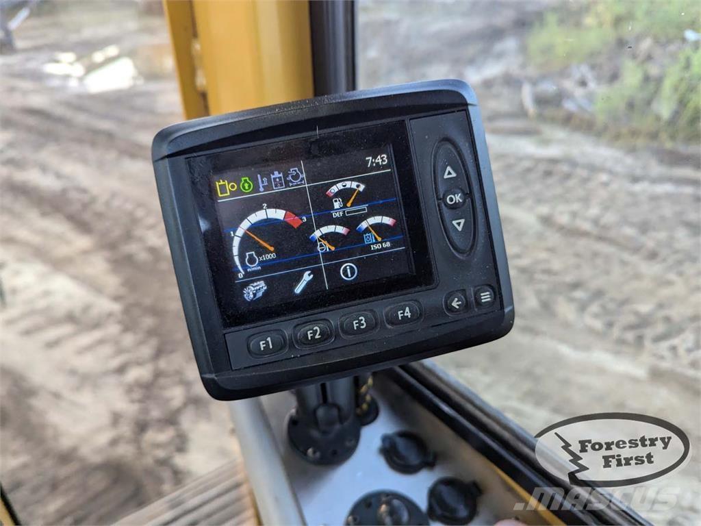 Tigercat T234B Knuckle boom loaders