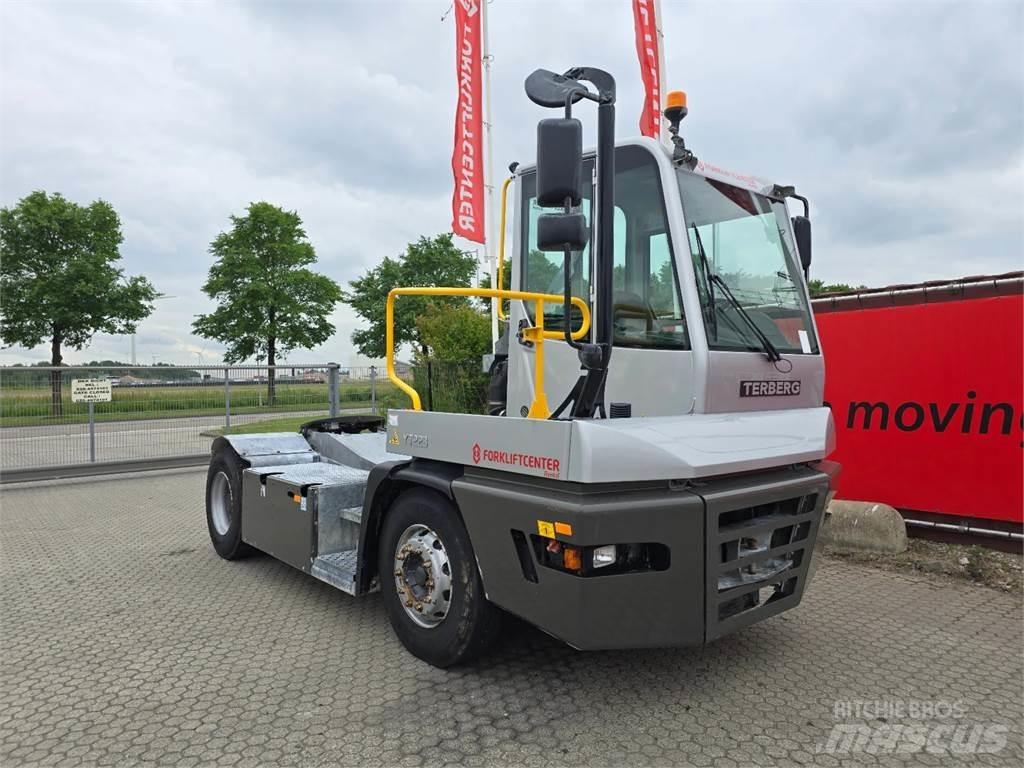 Terberg YT223 Terminal tractors