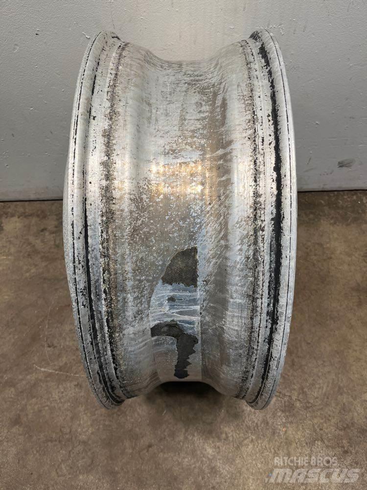 Alcoa  Tyres, wheels and rims