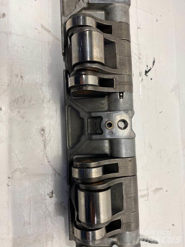 CAT C10 Other components