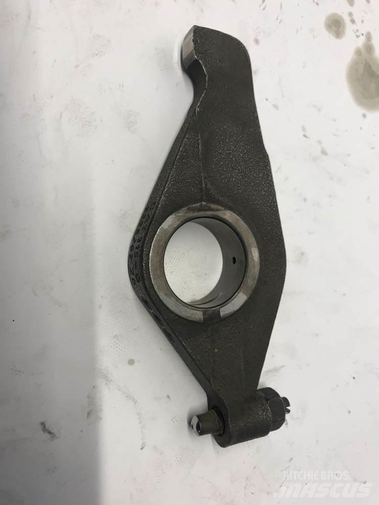 CAT C12 Other components