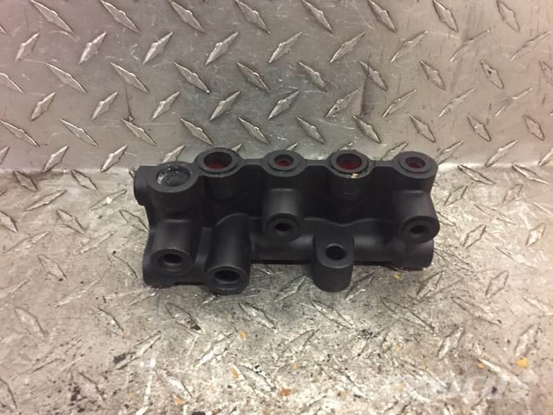 CAT C15 Other components
