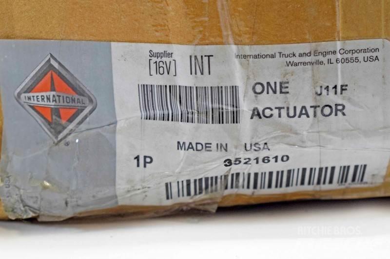 CAT C15 Brakes