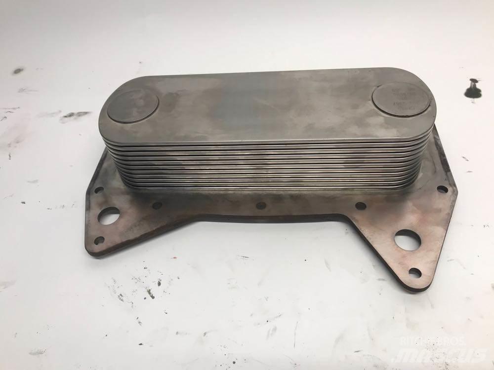 CAT C9 Other components