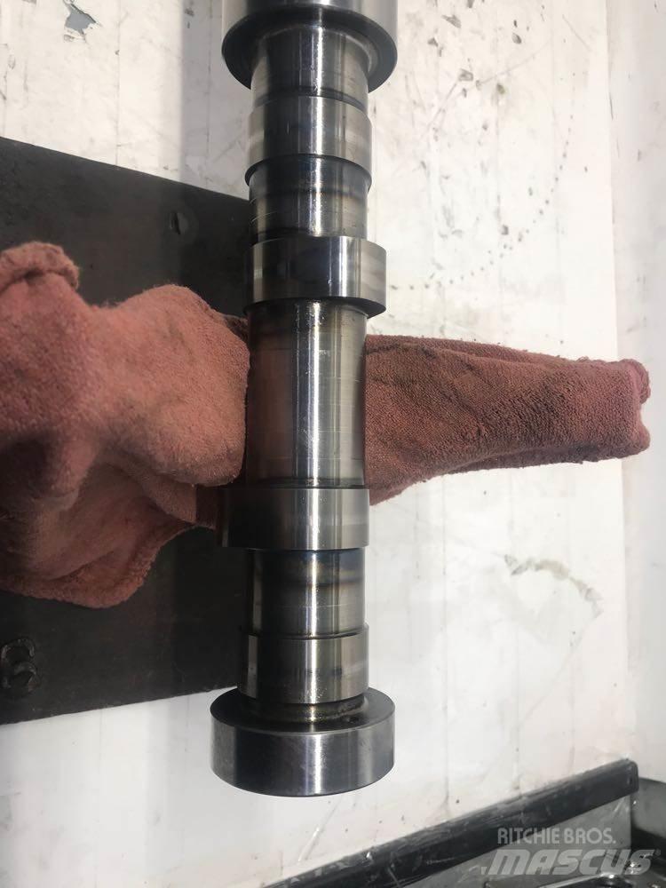 CAT C9 Other components
