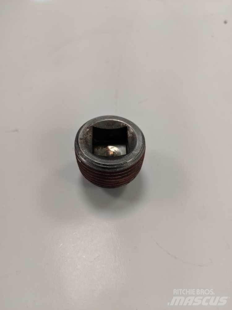 Eaton  Axles