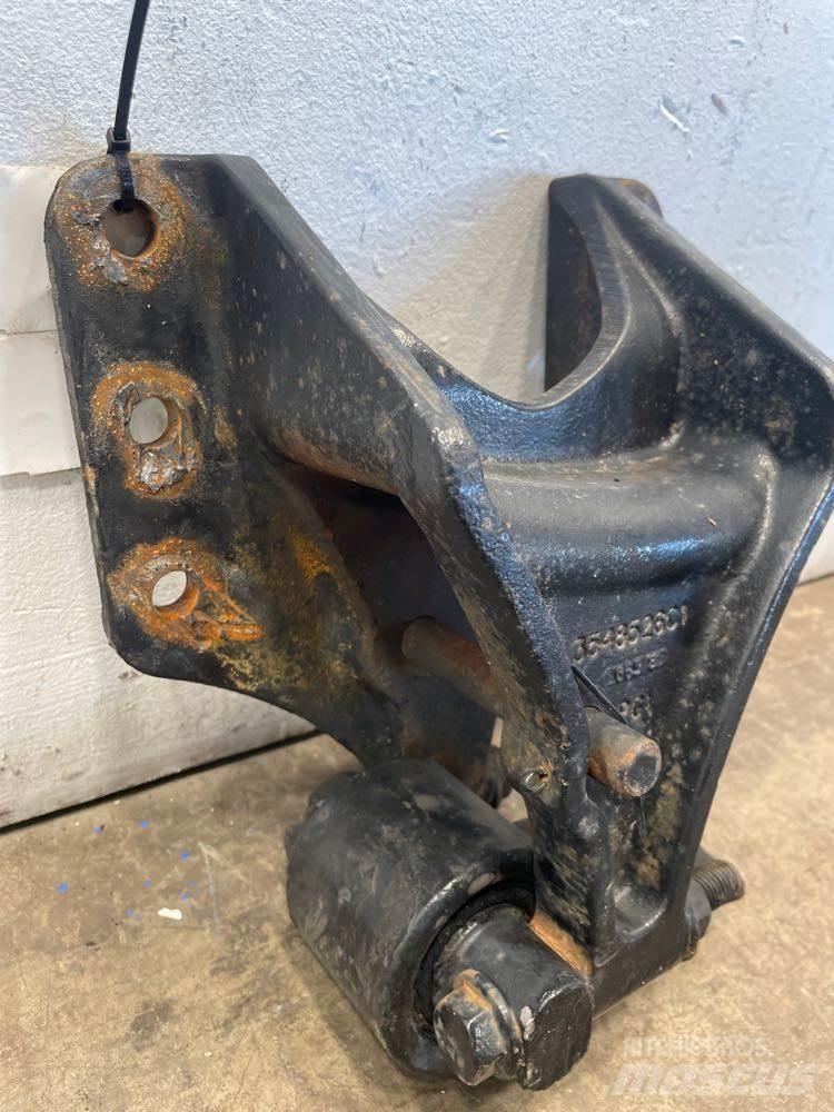 Ford F750 Chassis and suspension