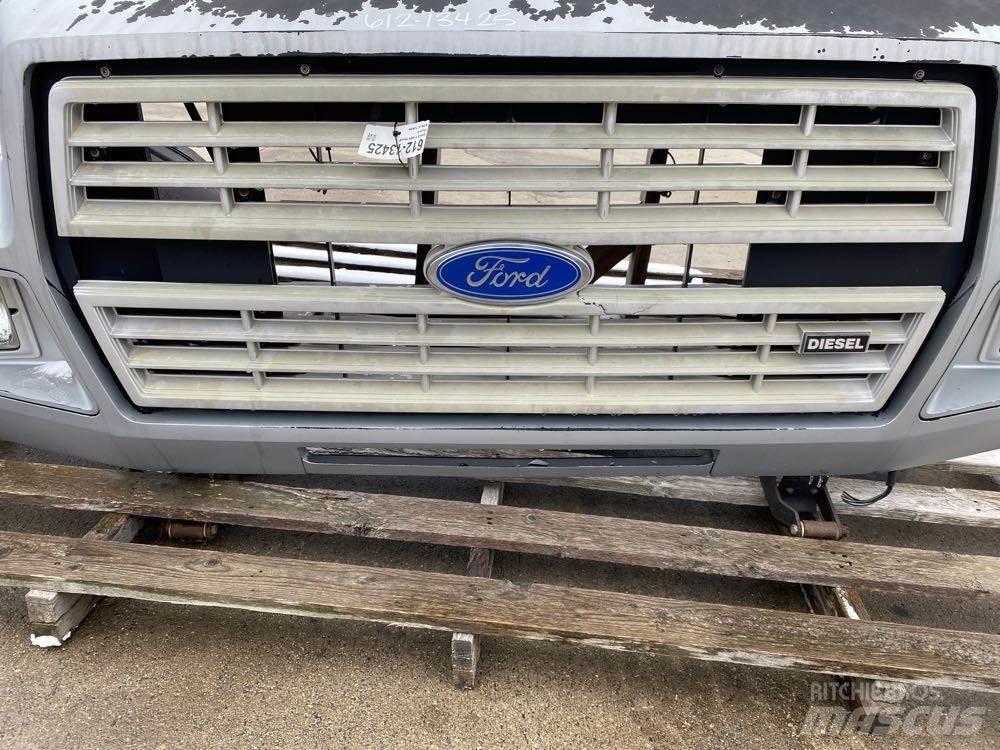Ford F800 Cabins and interior