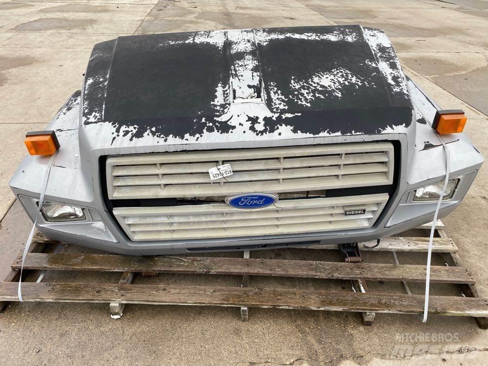 Ford F800 Cabins and interior
