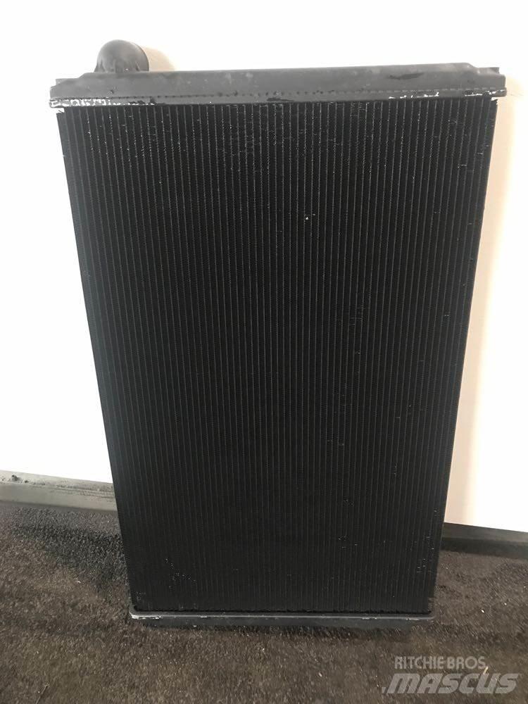 Ford L9000 Radiators