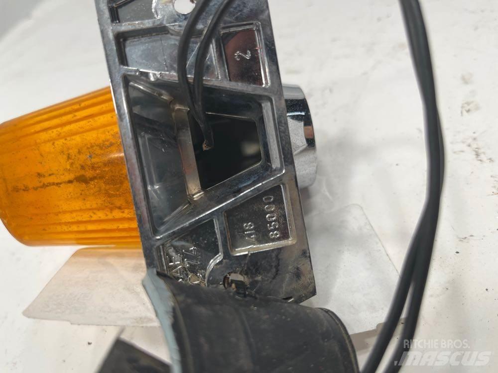 Ford L9000 Electronics