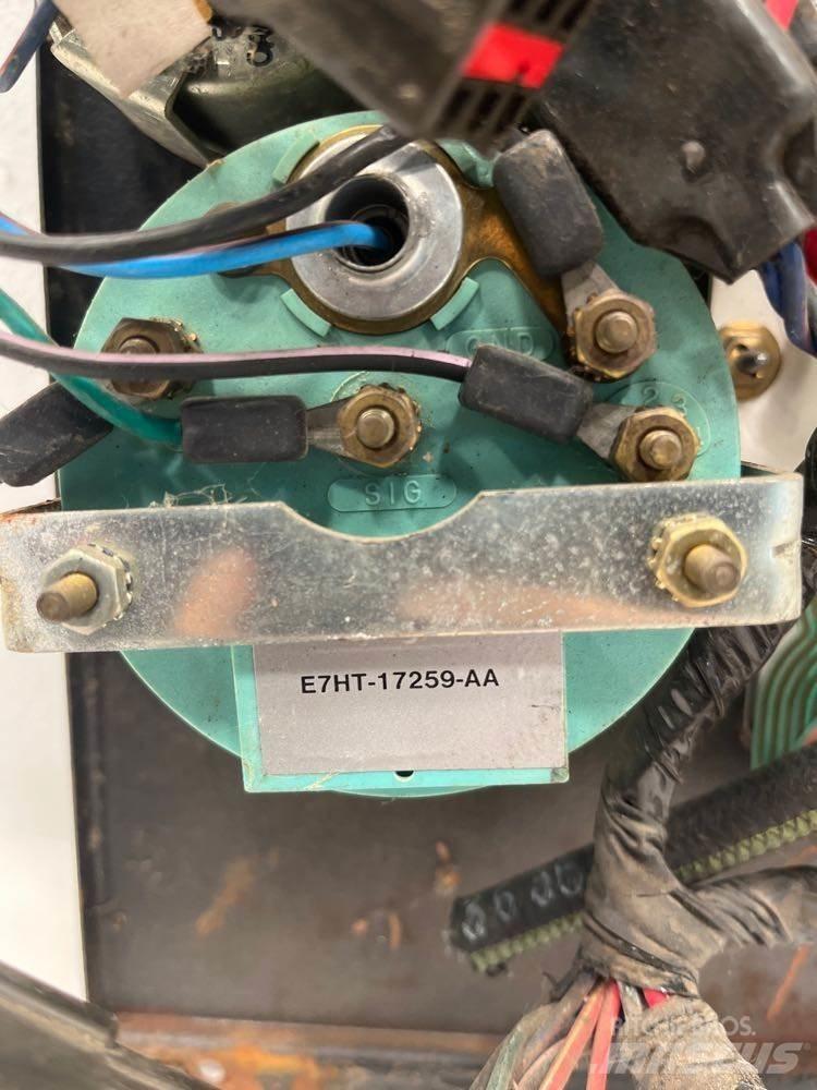 Ford L9000 Other components
