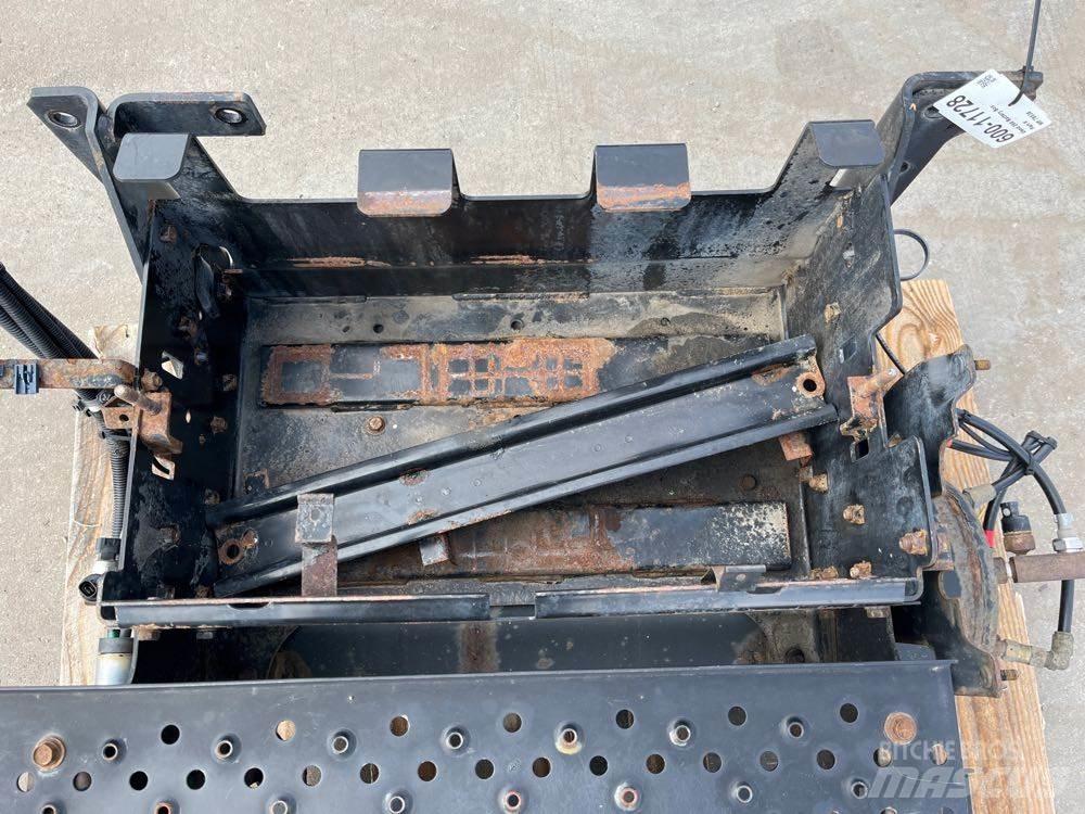 Hino 268 Other components