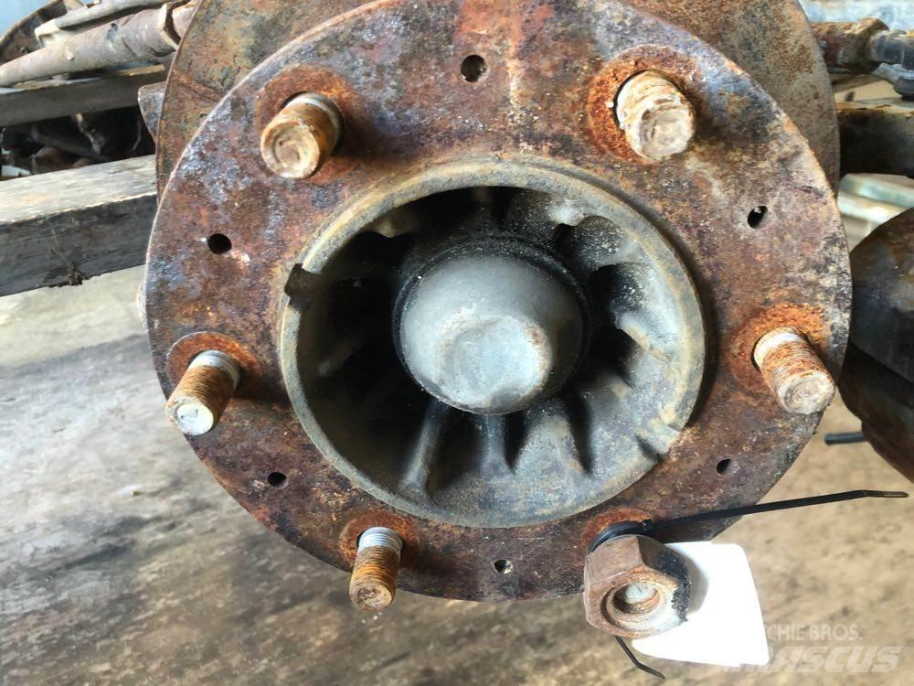 Isuzu  Axles