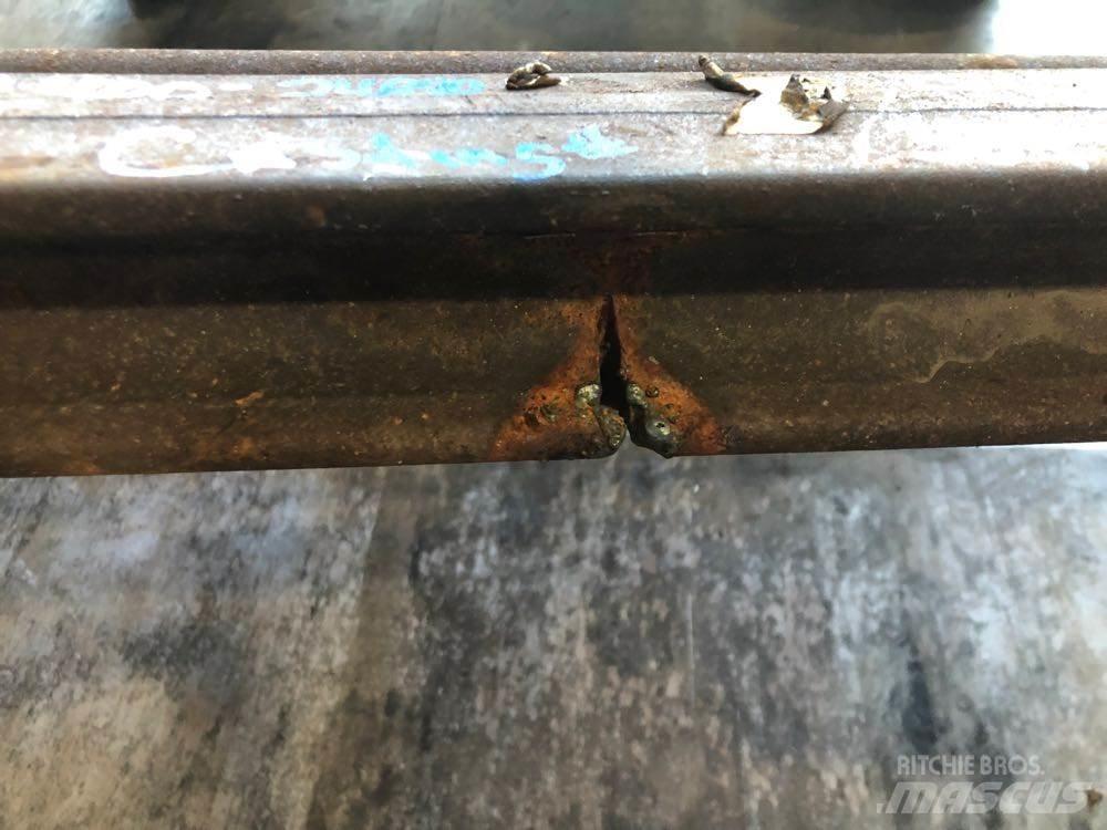 Isuzu  Axles