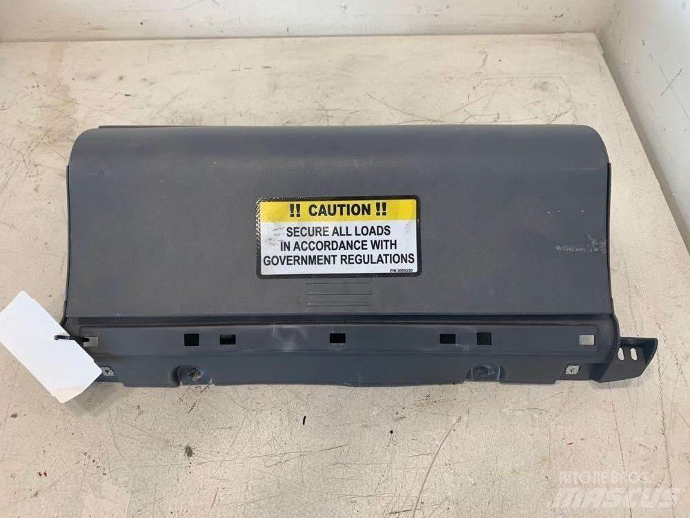 Isuzu NPR Other components