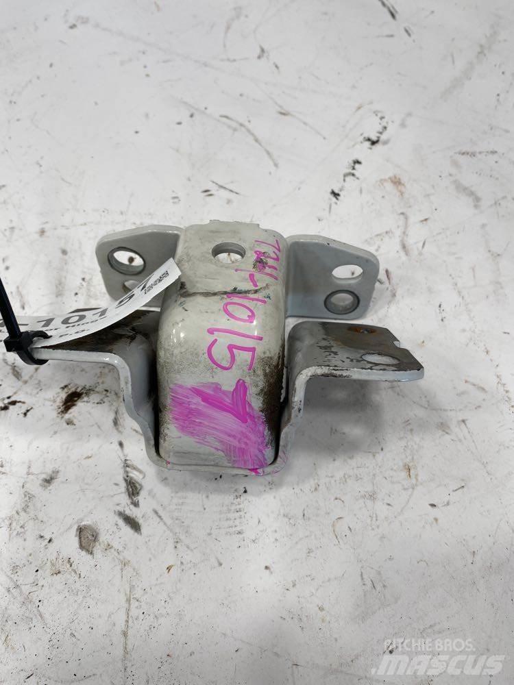 Isuzu NPR Other components