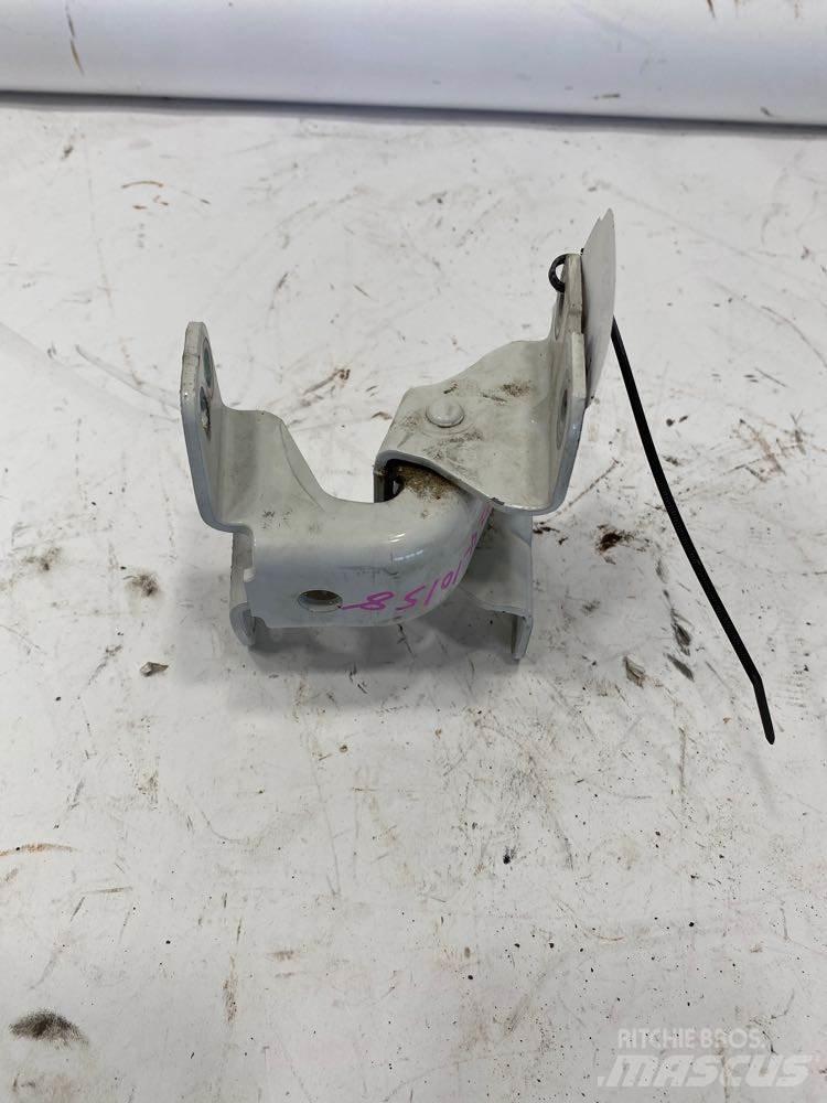 Isuzu NPR Other components