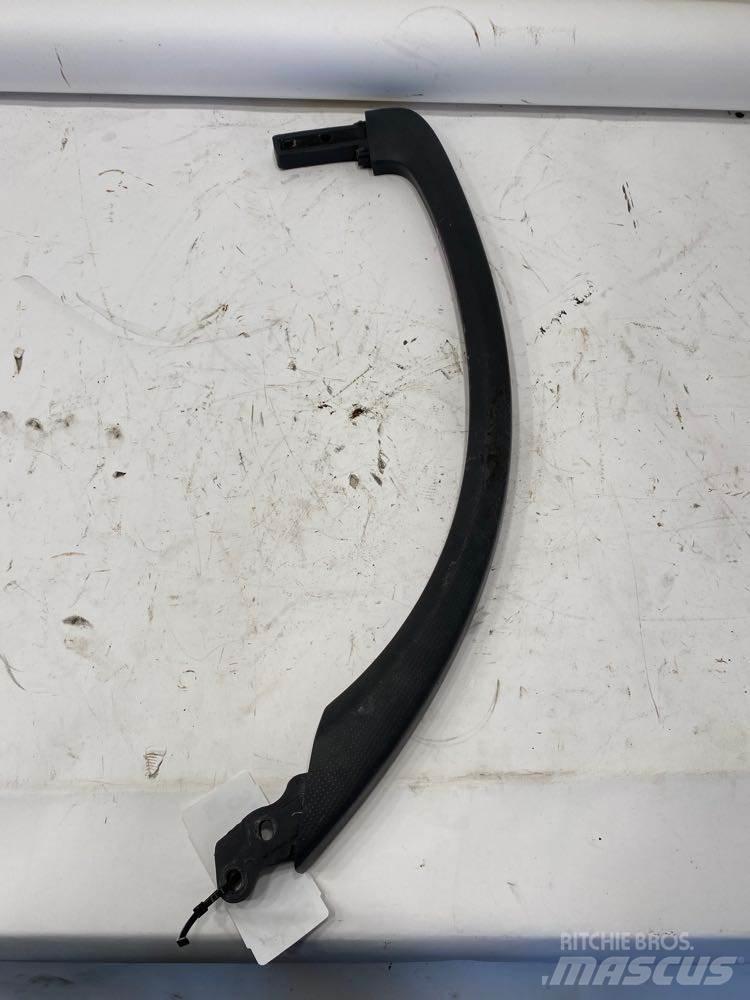 Isuzu NPR Other components