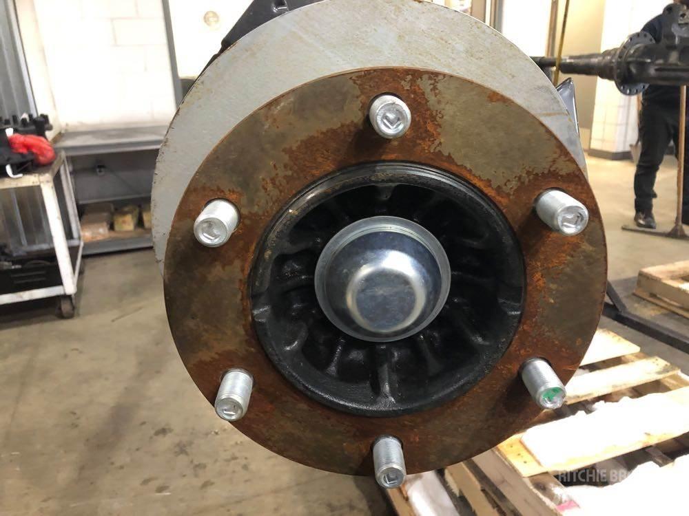 Isuzu NPR Axles