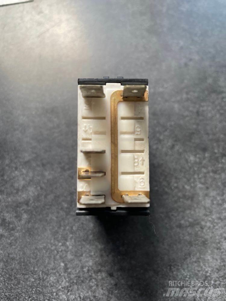 Kenworth  Electronics