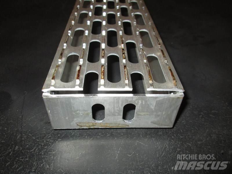 Mack  Other components