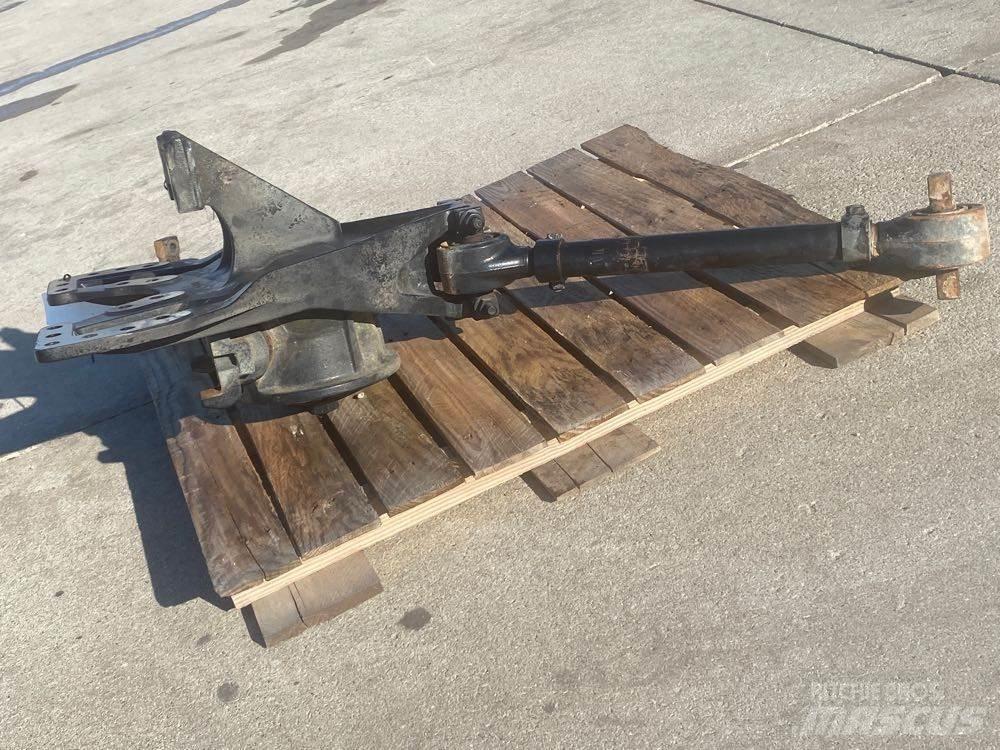 Mack  Chassis and suspension
