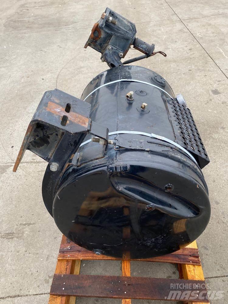 Mack  Other components