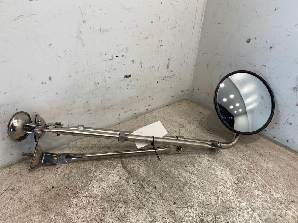 Mack CV713 Other components