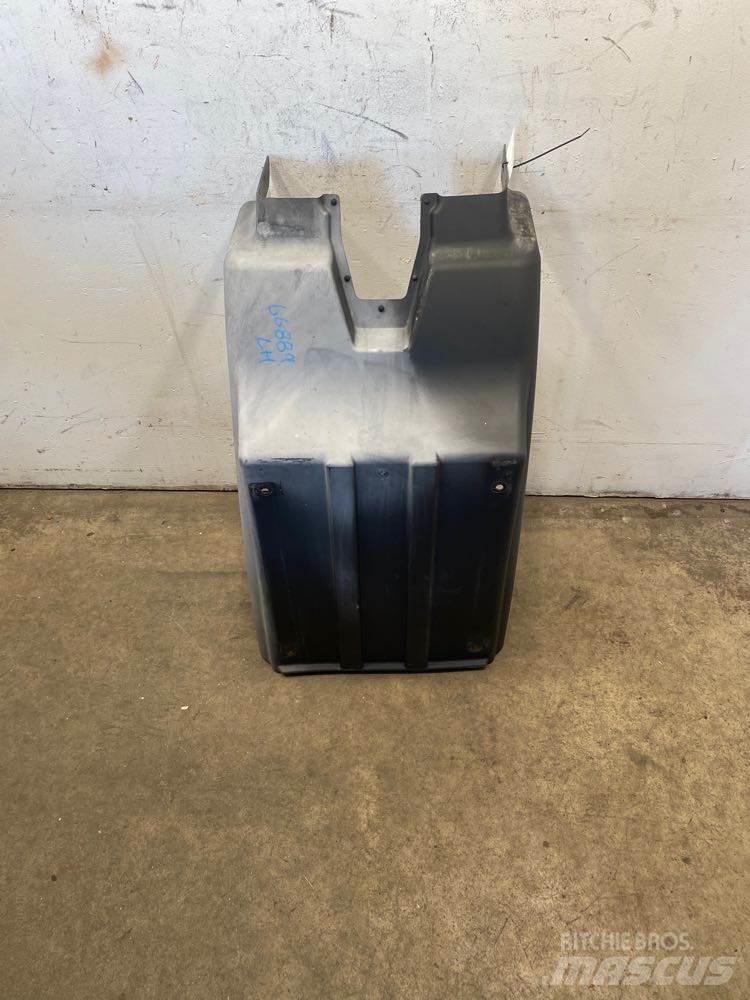 Mack CXU Other components