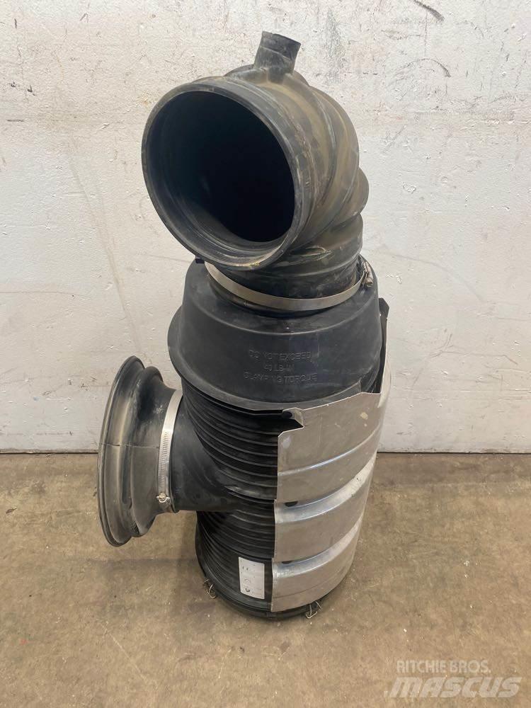 Mack CXU Other components