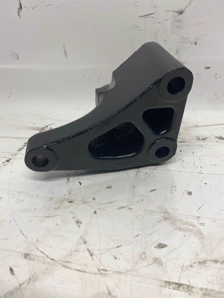 Mack MP7 Other components