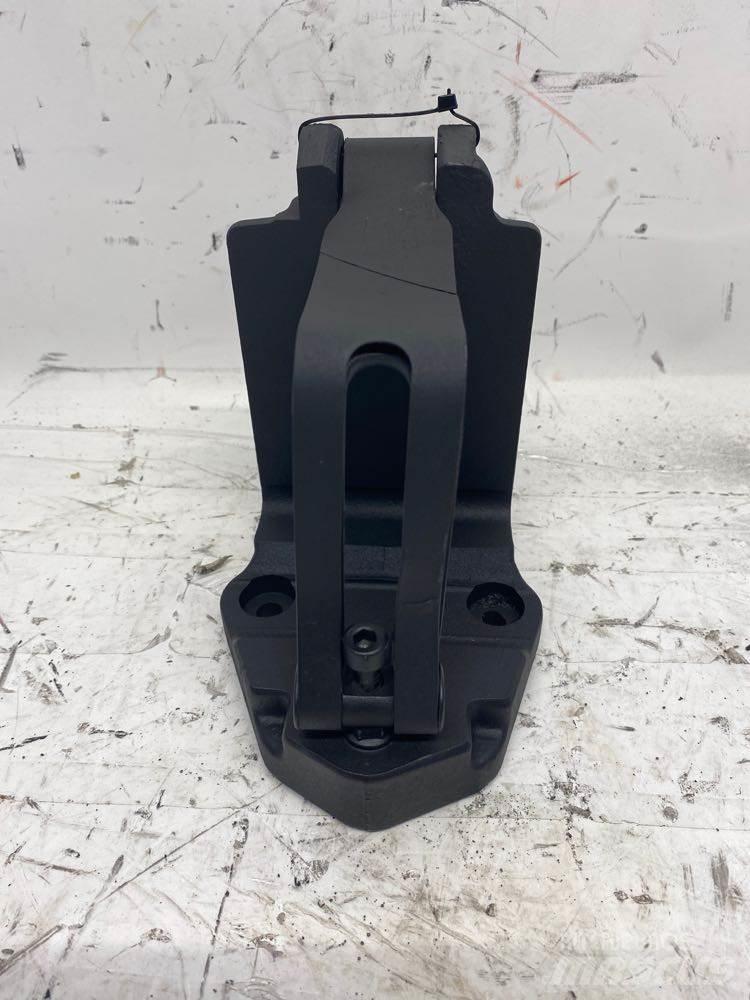 Mack MP8 Other components