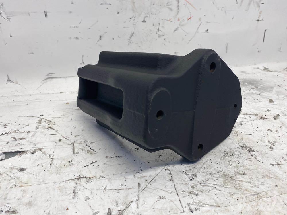 Mack MP8 Other components