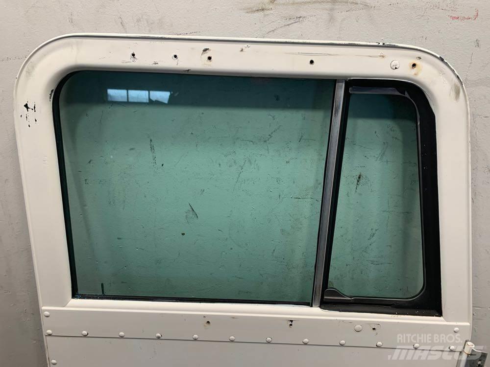Peterbilt  Other components