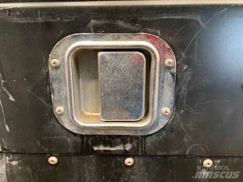 Peterbilt  Other components
