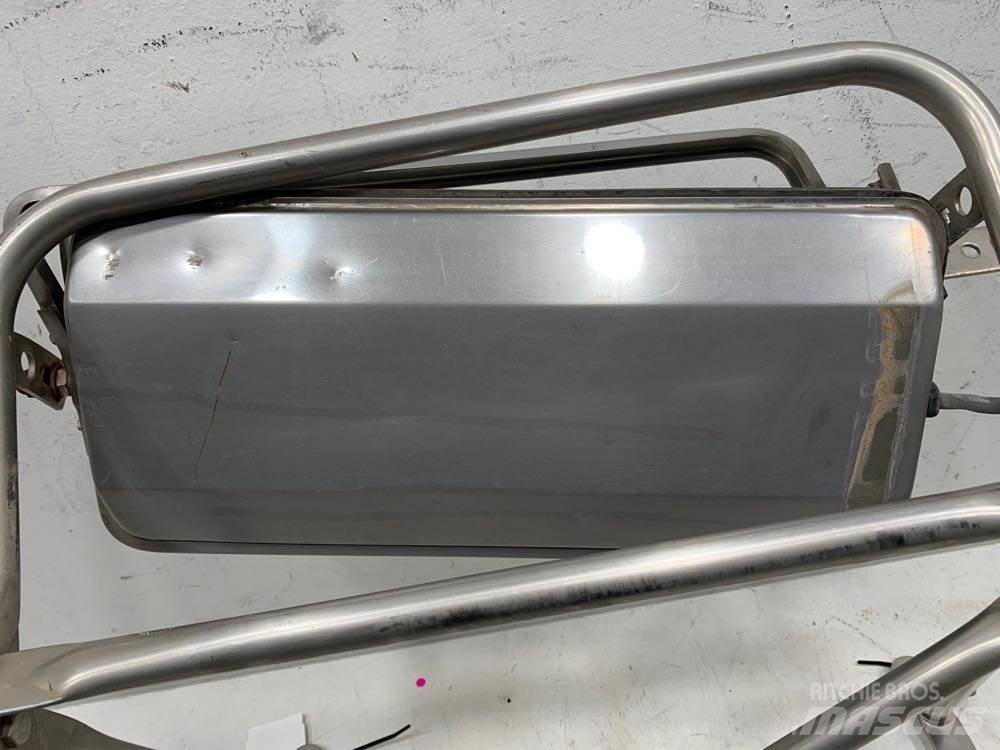 Peterbilt  Other components