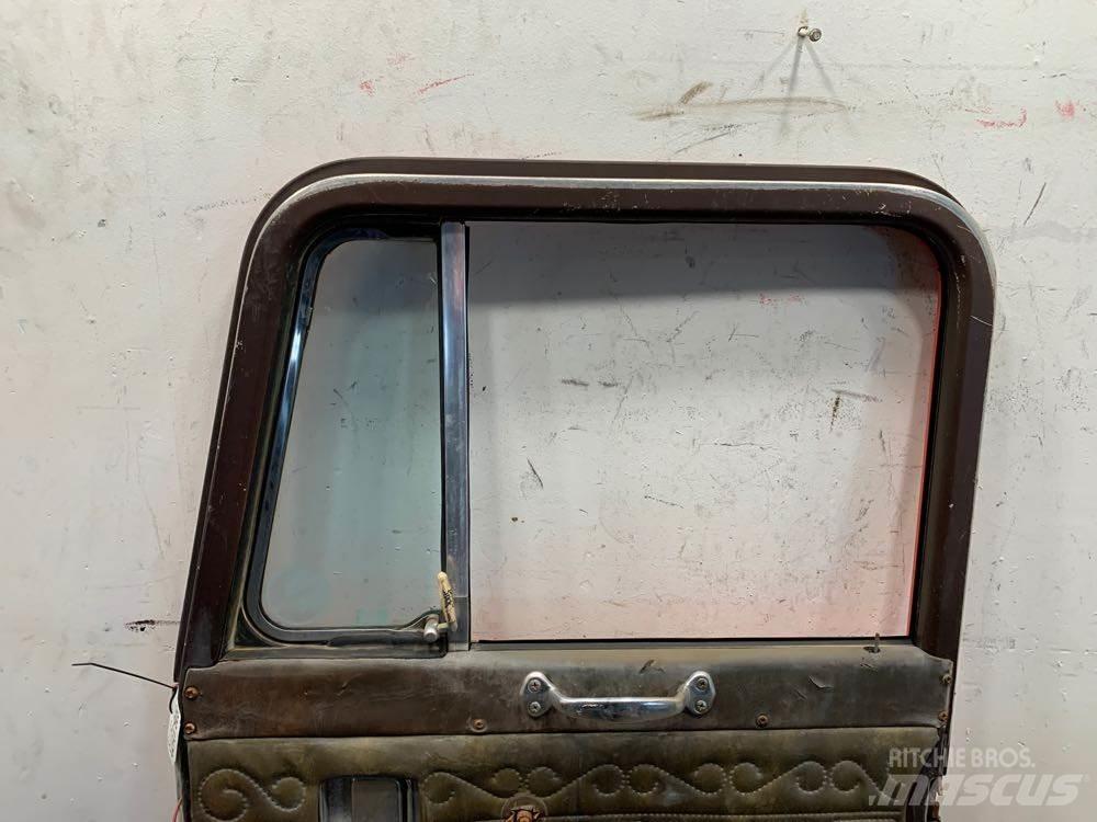 Peterbilt  Other components
