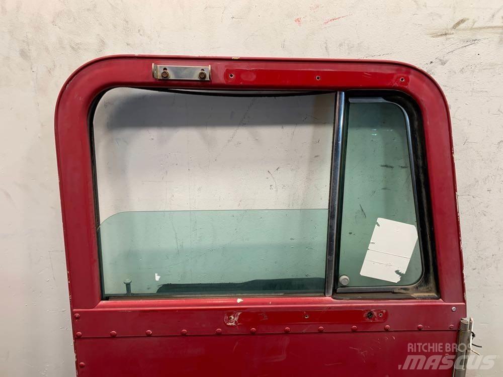 Peterbilt  Other components