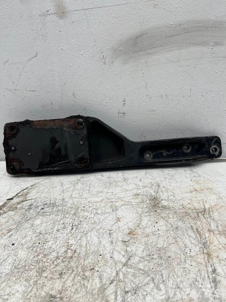 Peterbilt  Other components